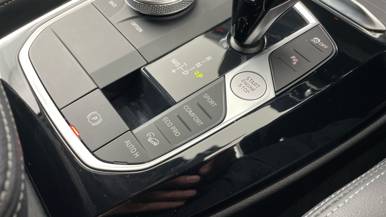 BMW X3 xDrive20i MHT M Sport 5dr Step Auto [Pro Pack] Petrol Estate